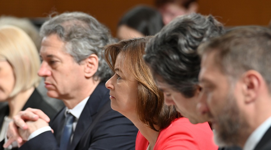 Nedavni dogodki pomenijo priložnost in upanje za sirsko ljudstvo - Slovenija pozorno spremlja razmere z vidika tveganja za civilno prebivalstvo (foto: Žiga Živulovič jr./BOBO)
