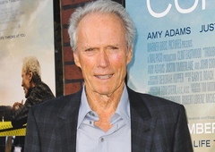 Clint Eastwood je ljubezen znova našel pri svojih 90 letih, pravijo, da gre za neobičajno izbiro (FOTO)
