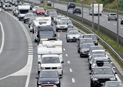 Strpno: do konca tedna znova pričakujte povečan promet na slovenskih cestah