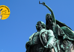 Da bi bile stezice bolj razločne ali zakaj sem se družil z Violeto Tomić