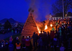 Zaradi napovedanega slabega vremena odpovedujejo kresovanja