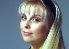 Kraljica ljudskih src bi praznovala okrogli jubilej (v njen spomin je nastala neverjetna priredba njene najbolj priljubljene pesmi)