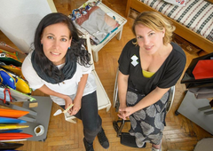 Oh, te čudovite smeti: iz stvari, ki jih drugi zavržemo, izdelujeta trendovske modne dodatke