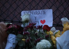 FOTO: Tako so se poklonili žrtvam strelskega pohoda v Srbiji