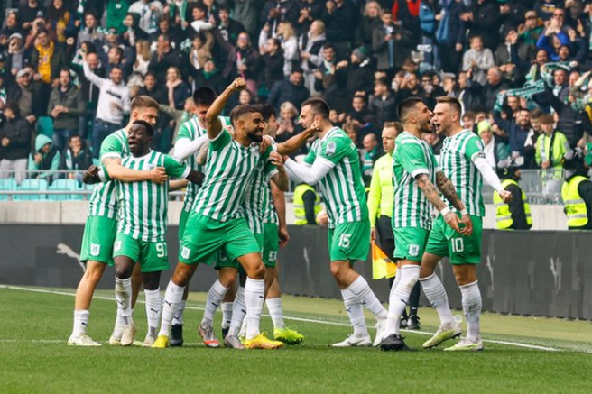 Olimpija lovi preboj v osmino finala. Bo pred polnimi Stožicami padel Borac?