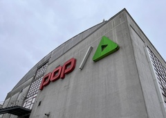 Priljubljena TV-voditeljica dobila brco na POP TV, zdaj si je našla novo službo (poglejte, kje jo boste lahko spremljali)