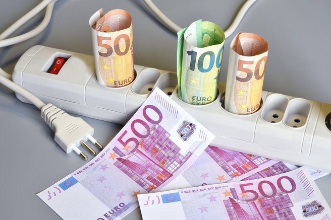 Šokirani in besni boste, ko boste prejeli položnico za elektriko: po novem boste plačevali precej več
