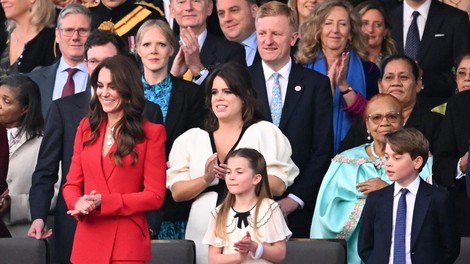 Mali princ George in Charlotte s starši uživala na koncertu, a ena stvar je vse razočarala! (FOTO)