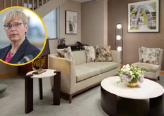 Nataša Pirc Musar si je na kraljevem kronanju privoščila kraljevsko nastanitev (fotografije so osupljive)