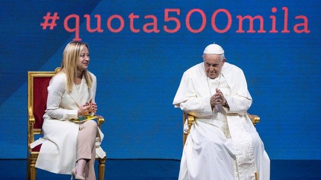 Papež zelo zaskrbljen: to vprašanje je tako pereče, da presega politiko ali vero (foto: Profimedia)