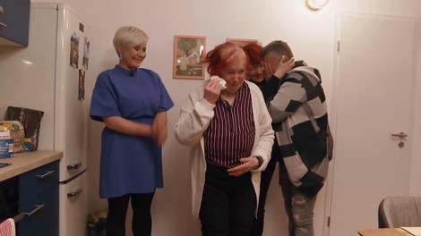Delovna akcija: Ljubica in Mateja v novem stanovanju jokali od sreče