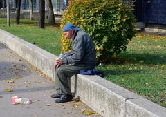 Brezdomec poskrbel, da v ljubljanski parkirni hiši ni več vandalizma: "Ljudje hodijo mimo, dokler od nas nečesa ne potrebujejo"