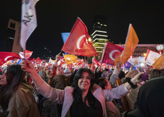 V Turčiji tesen boj za oblast: bo Erdoganu uspelo še naslednjih pet let voditi državo?