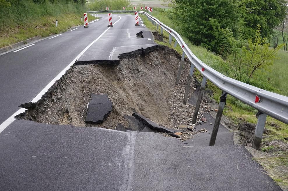 Izdano oranžno opozorilo: napovedano močno naraščanje rek in nevarnost plazov (foto: Bobo)