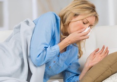 Vsako leto je huje: Slovenci vedno več dni odsotni z dela zaradi bolezni