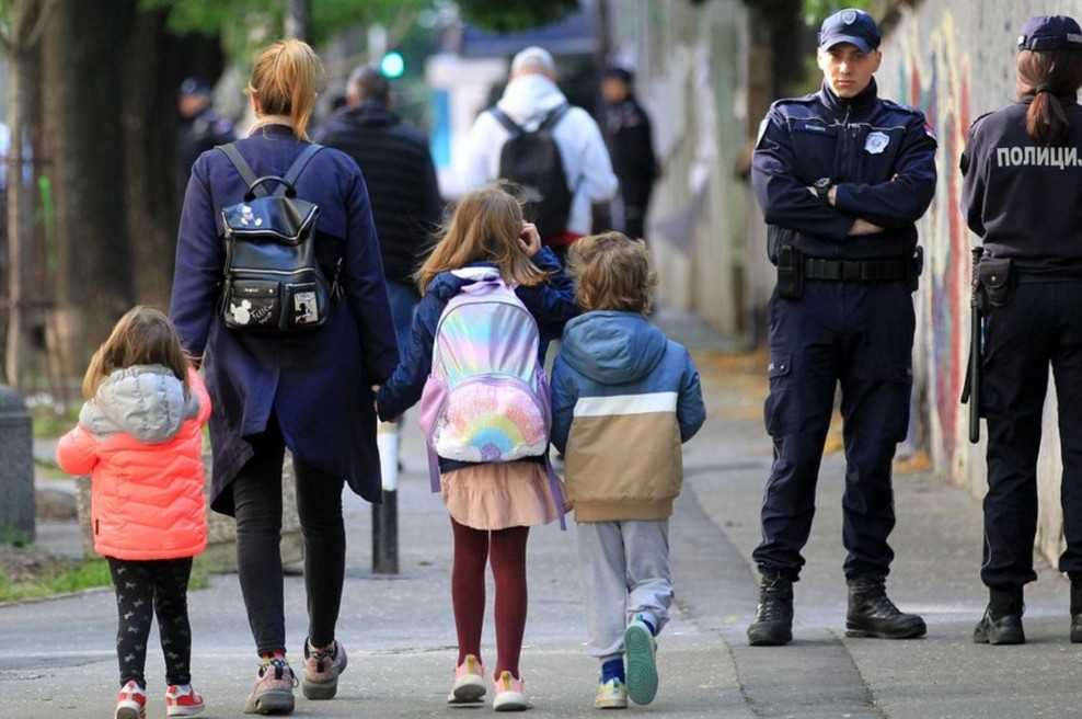 Podtaknjene bombe na beograjskih šolah? Pouk je prekinjen (foto: Profimedia)