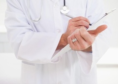 Skrb vzbujajoče stanje v Beogradu: razglasili so epidemijo oslovskega kašlja