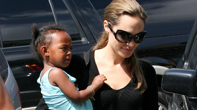 FOTO: Tako je danes videti edina posvojena hčerka Angeline Jolie (zvezdnica jo je rešila pred revščino) (foto: Profimedia)