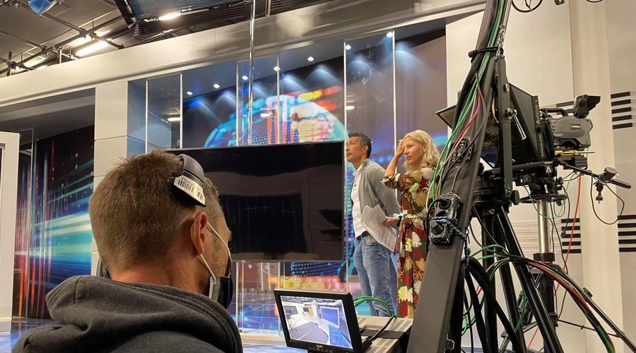 Presenečenje: ti znani slovenski obrazi vstopajo v priljubljeni resničnostni šov (foto: P,lanet TV/simbolična fotografija)