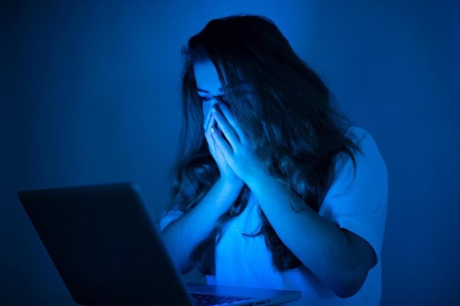 Spletni goljufi Slovenko oškodovali za neverjetno količino denarja