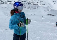 Notre skieuse est de retour sur les pistes blanches après une grave blessure : voyez comme elle déborde de bonheur (PHOTO)