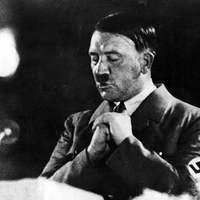 Je imel Hitler redko genetsko motnjo? Raziskovalci razkrili, kaj so našli v njegovi krvi