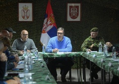 Vučić odstopil s čela stranke, razkril nove načrte