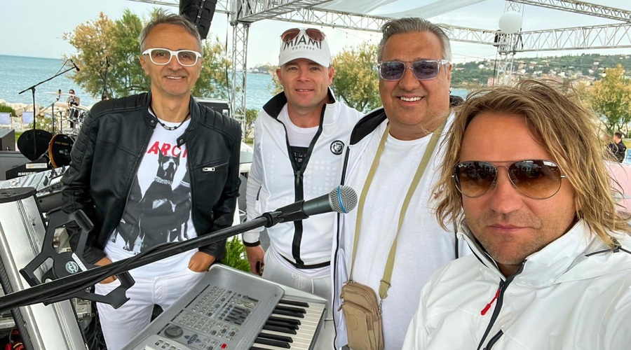 Legendarni slovenski glasbenik ob Zbiljskem jezeru odpira hotel (foto: Facebook/Mambo Kings)