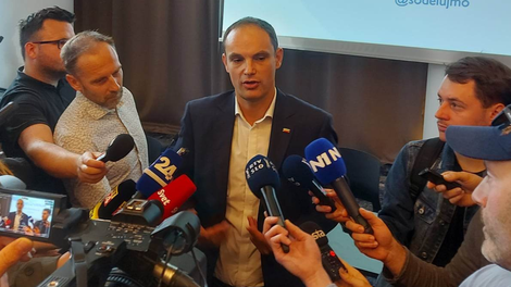 V zakulisju ustanovitve Logarjevega društva: "Nimamo skritih ambicij, niti ne želimo graditi gradov v oblakih"