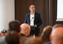 Anže Logar predstavil novi projekt: ste že videli, kdo ga je podprl? (FOTO)