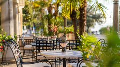 Cafe Strauss