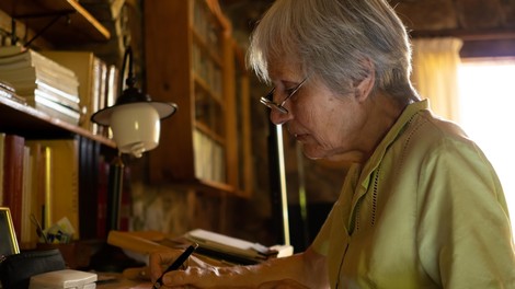 Previdno, ko gre za dedovanje: znašla se je v težavah, kljub temu, da je mama za seboj pustila oporoko (jasno je, kako ravnati, da do tega ne pride)