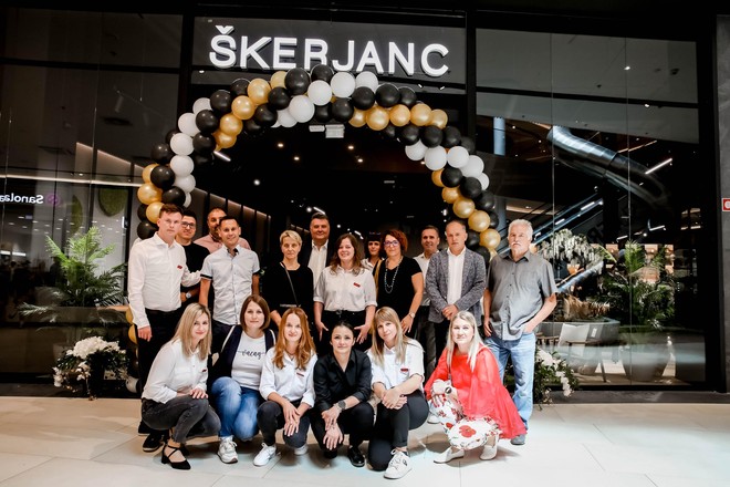 (VIDEO) Podjetje Škerjanc presenetilo z odprtjem čudovitega pohištvenega salona v ljubljanski Supernovi Rudnik (foto: Aleksandra Saša Prelesnik)