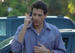 Zvezdnik Titanika v hudih škripcih: 13-letna hčerka je vložila zahtevo za prepoved približevanja