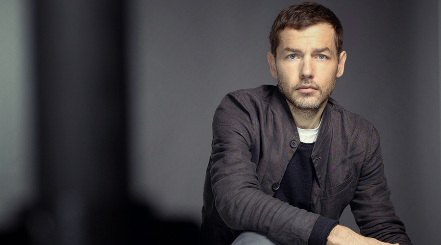 Aleš Novak: "Dogajanje želimo približati tudi ljudem, ki v gledališče morda sploh ne prihajajo" (foto: Damjan Švarc)