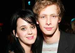 Katy Perry je ljubila morilca (njegova življenjska zgodba je grozljiva)