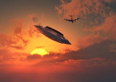 Nekdanji obveščevalec: "ZDA skrivajo letala nezemeljskega izvora"