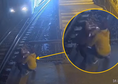 Pretresljiv posnetek skorajšnje tragedije: junaški mladenič mater in otroka v zadnjem trenutku rešil pred vlakom (VIDEO)
