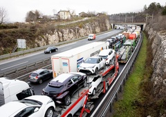 Mirna sobota in ... kaos na cestah? Če boste sedli za volan, se opremite z zvrhano mero potrpežljivosti