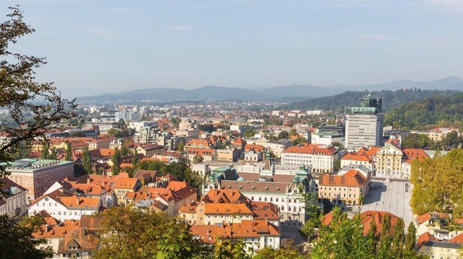 Večna dilema: kateri slovenski kraji so najboljši za mlade družine? (foto: Profimedia)