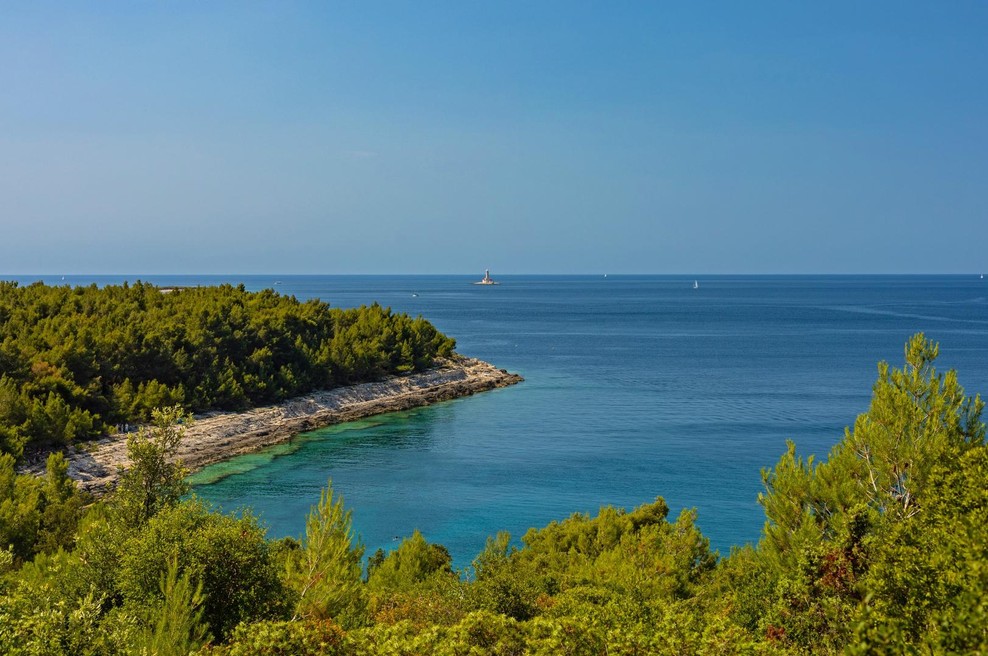 Prepovedano kopanje: morje na priljubljeni plaži v Istri hudo onesnaženo (foto: Profimedia)