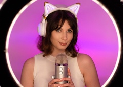 Ko šepetanje v mikrofon postane tvoja služba: Slovenka, ki je s svojim delom pritegnila veliko pozornosti