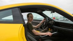 Domen Prevc najraje sede za volan te mrcine, lastil pa si je tudi neverjetnega starodobnika