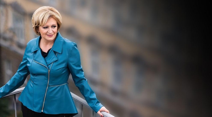 Ksenija Benedetti še nikdar bolj iskreno: "Zelo težko je spet vstati, ko te usoda tako sesuje in uniči" (foto: Miran Juršič)