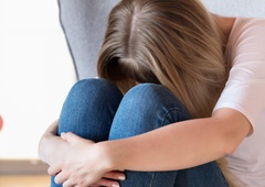 Pretresljiva izpoved mlade Sabine, katere starša sta narkomana: "Danes moje telo tega, kar sem počela, ne bi več preneslo"