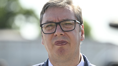 Vprašanje slovenskega novinarja močno vznejevoljilo Aleksandra Vučića (v bran mu je stopila Pirc Musarjeva)