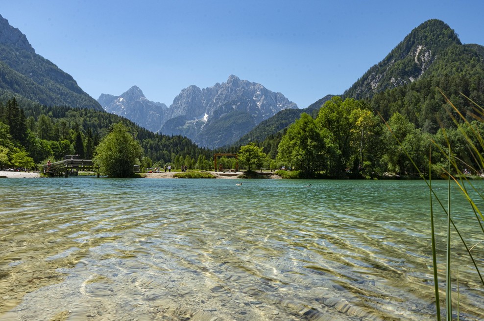 Tuji turisti o Sloveniji: ste že obiskali jezero 'Janša'? (foto: Profimedia)