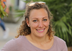 Nasmeh z imenom Ilka Štuhec: smuči zamenjala za visoke pete, tako elegantne je še niste videli (FOTO)