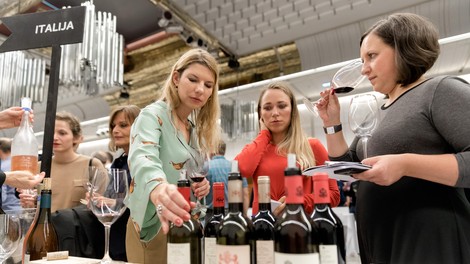 Potovanje okrog sveta v kozarcu vina: bi uganili, da okušate slovensko žlahtno kapljico?