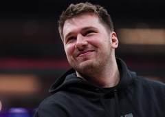 FOTO: Zvezdniki njegovega kova si kupujejo jahte, naš Dončić pa se po morju vozi z ...